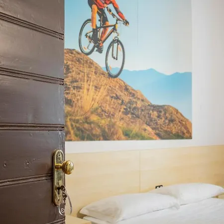 Ma מלון קורינלדו